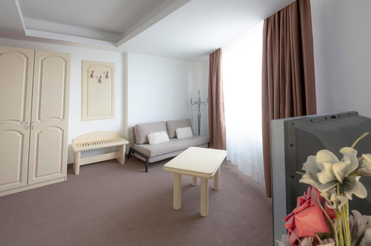 Hotel Randy Constanta Ngoại thất bức ảnh