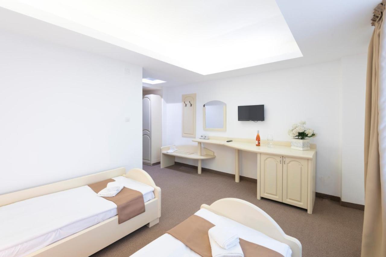 Hotel Randy Constanta Ngoại thất bức ảnh