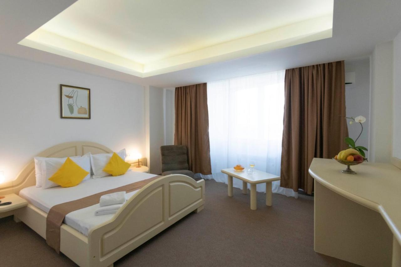 Hotel Randy Constanta Ngoại thất bức ảnh