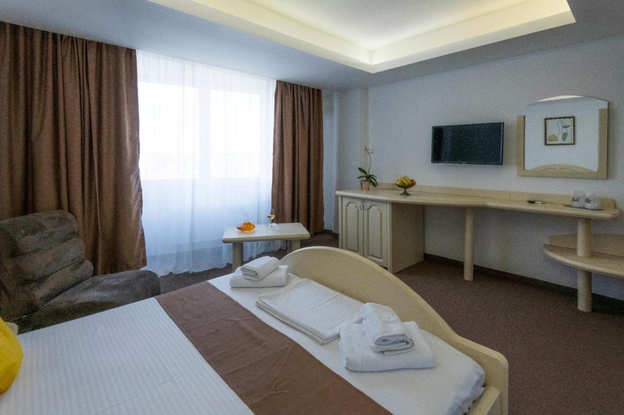 Hotel Randy Constanta Ngoại thất bức ảnh