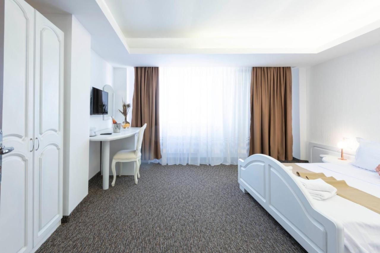 Hotel Randy Constanta Ngoại thất bức ảnh