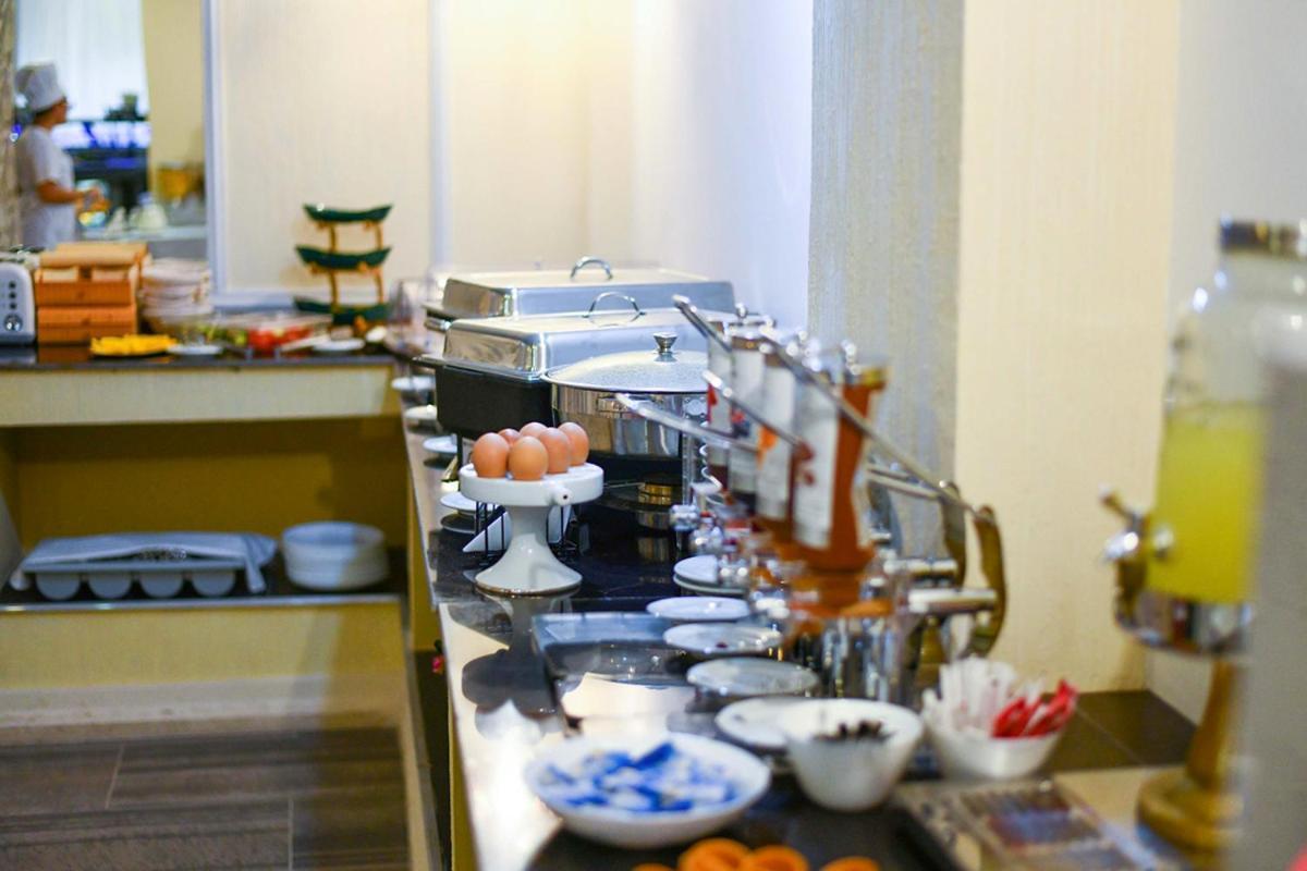 Hotel Randy Constanta Ngoại thất bức ảnh