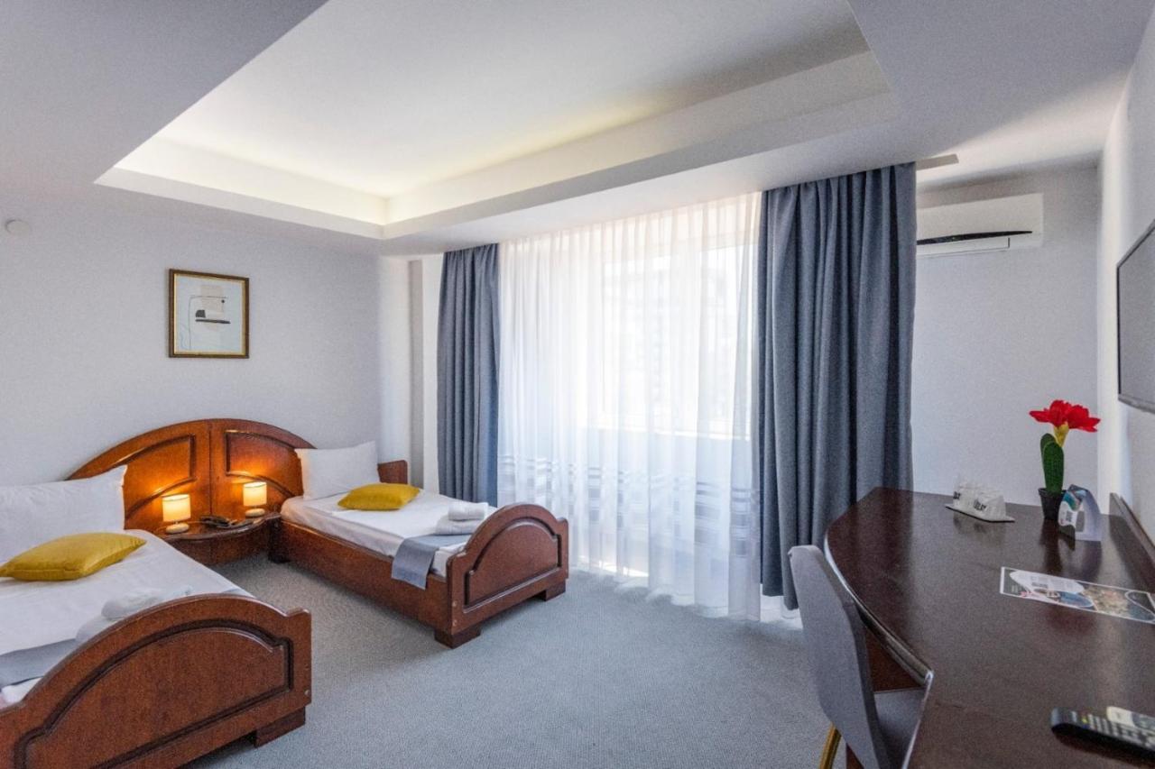 Hotel Randy Constanta Ngoại thất bức ảnh