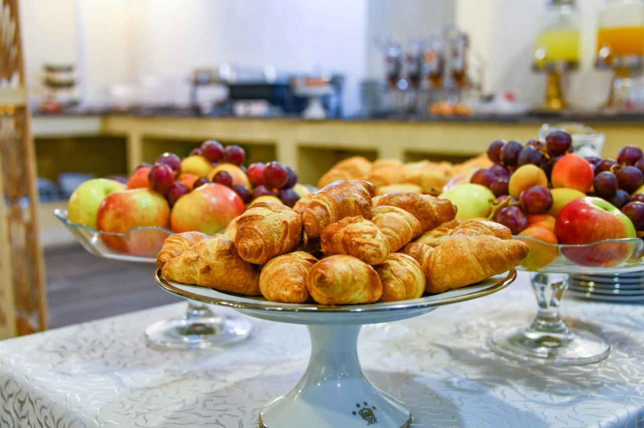 Hotel Randy Constanta Ngoại thất bức ảnh