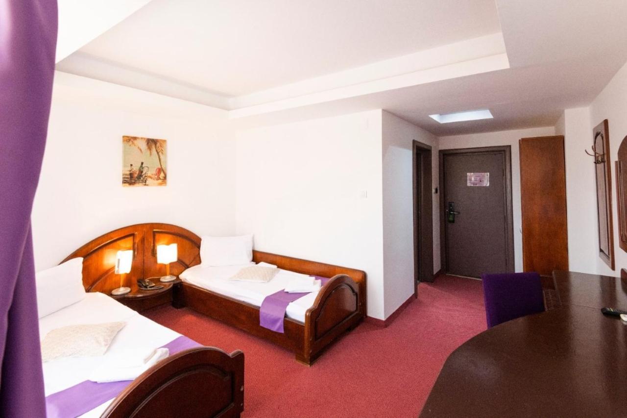 Hotel Randy Constanta Ngoại thất bức ảnh